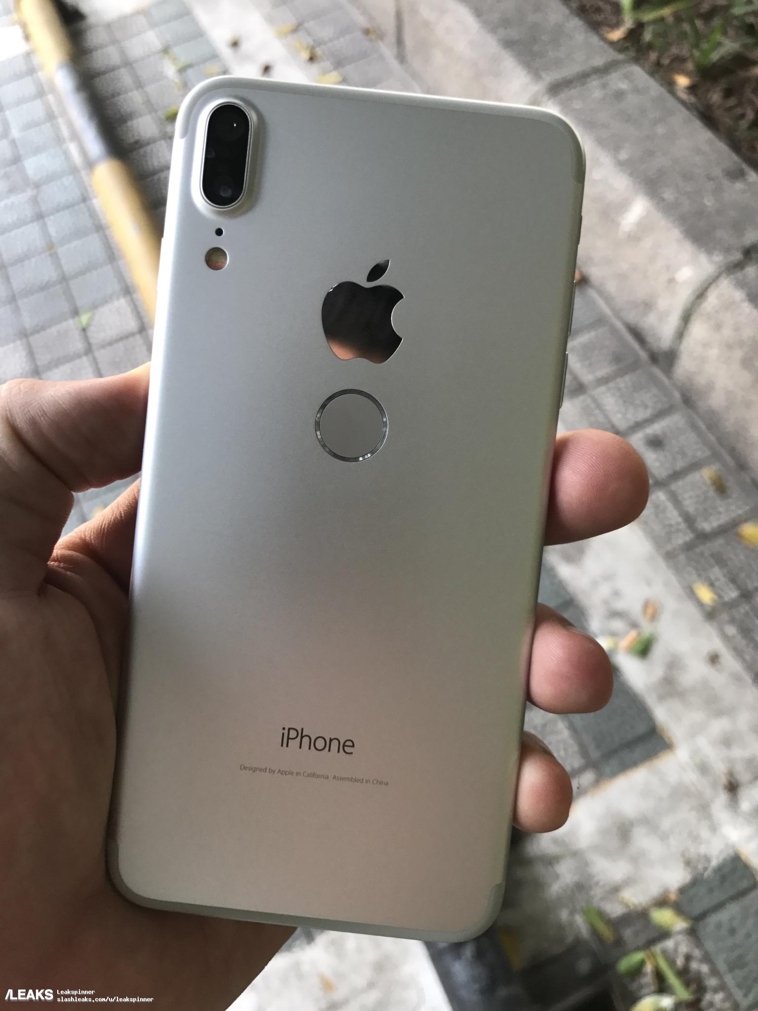 Hands-on iPhone 8 dummy with rear-mounted Touch ID sensor [UPDATED
