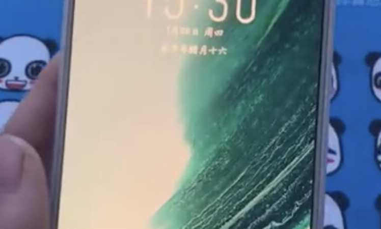 Alleged Meizu 18 with under-display selfie camera hands-on video