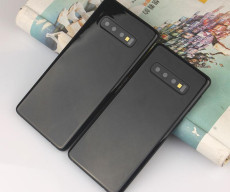Galaxy S10 and Galaxy S10 Plus dummies surfaces