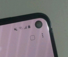 Galaxy S10e live images leaked