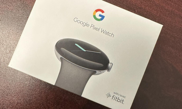 Google Pixel Watch unboxing give us a closer look at the bezels