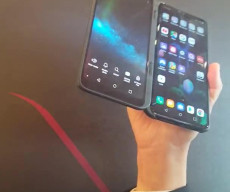LG V50 second screen case hands on video