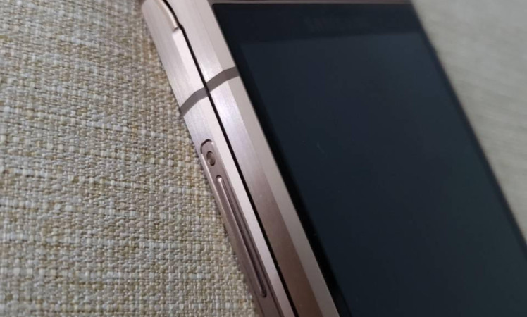 More images of Samsungs W2019 published
