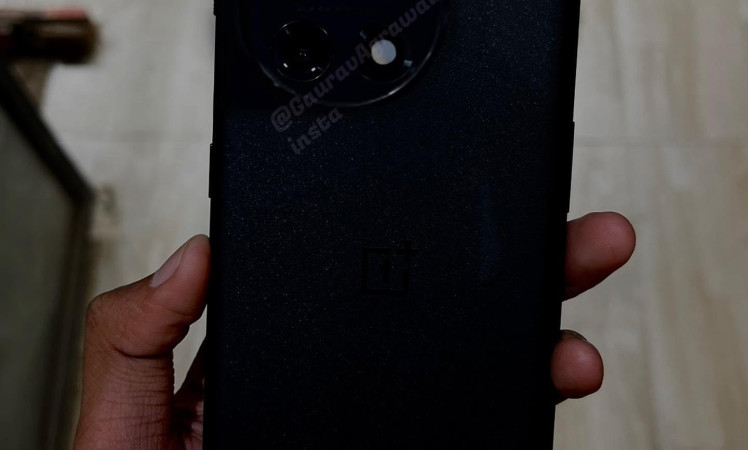 OnePlus 11 Live pictures leaked ahead of launch