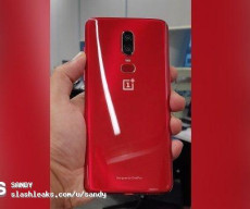 oneplus-6-with-red-glass-back-leaked-online-15299206863496507846803293342
