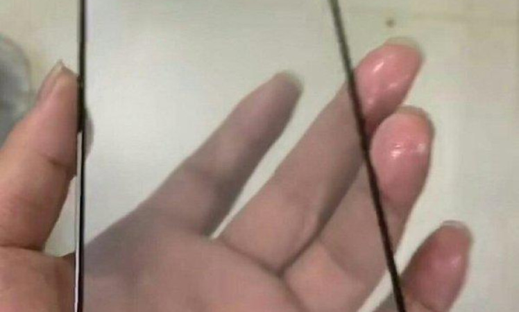 OnePlus 7T tempered glass leaked