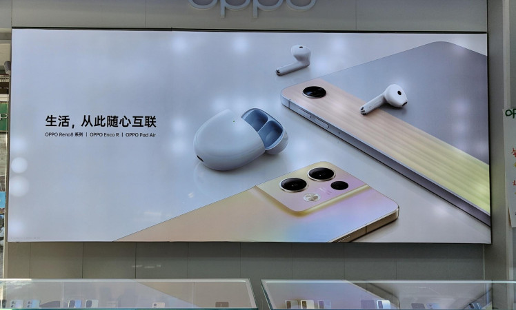 OPPO Pad Air retail store banner reveals the rear design
