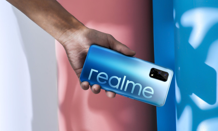 Oppo Realme Q2 promo material leaks out