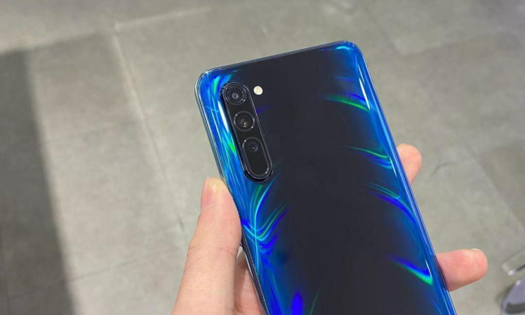 OPPO Reno 3 5G Real Images