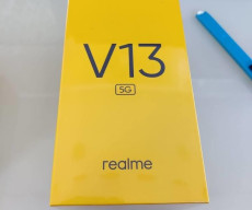 Realm V13 render, live pictures and key specs leaked