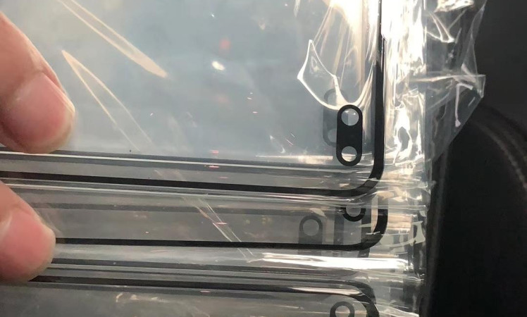 Samsung Galaxy S10+ screen protector leaked
