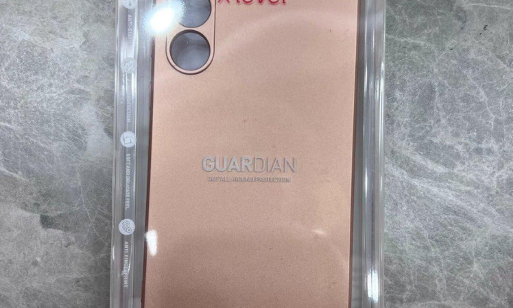 Samsung Galaxy S23 FE Protective case leaked.