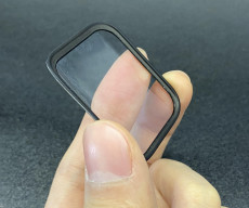 Upcoming Oppo smartwatch 3D glass panel pictures