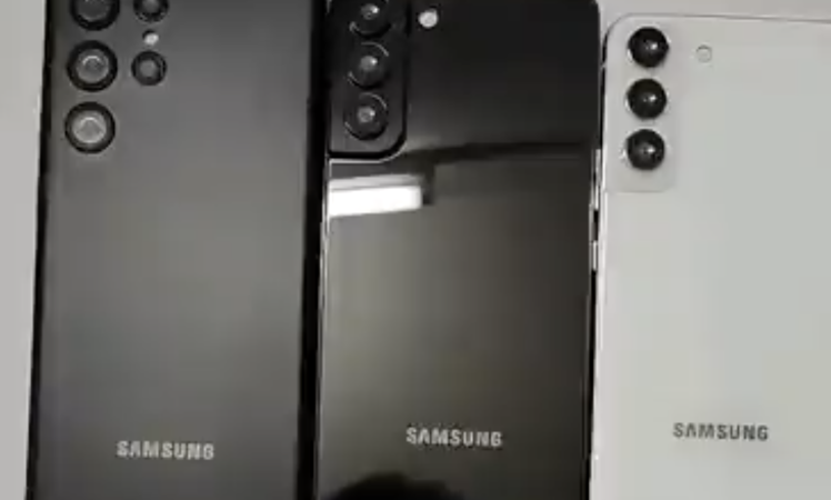 Video hands-on Samsung Galaxy S22, S22 Pro and S22 dummies leaks out