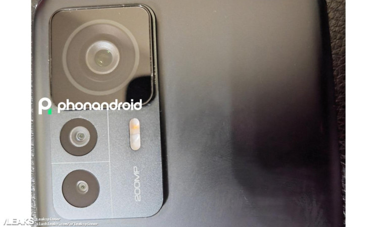Xiaomi 12T Pro 200MP camera confirmed in leaked picture